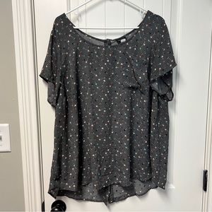 Torrid Arrow Button Back Blouse